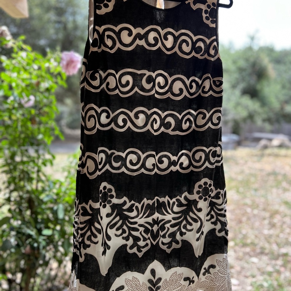 Black and White Patterned Sheath Dress